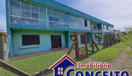 AP1004 - Ótimo apartamento composto de 02 dormitórios no Centro de Imbé
