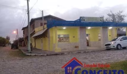 C321 - Excelente prédio comercial e residencial a 200 metros do mar