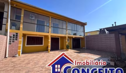 C419 - Excelente residência a 150 metros do mar em Marisul