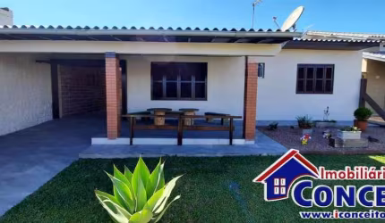 C393 - Excelente residência a 200 metros do mar no balneário Harmonia