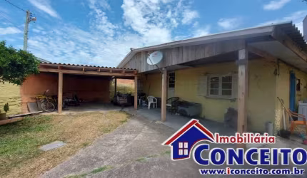 C126 - Residência de alvenaria localizada em região de moradores