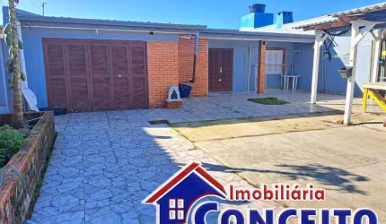 C263 - Excelente residência em ótima localização em Mariluz