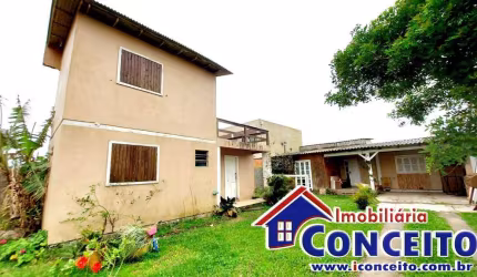 C131 - Residência com anexo a 500 metros do mar