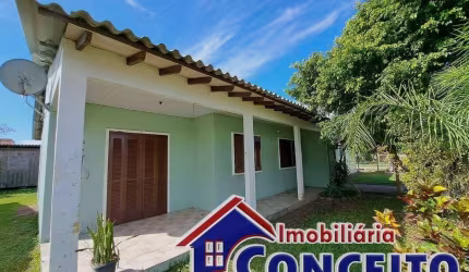 C253 - Ótimo imóvel em excelente localização em Mariluz