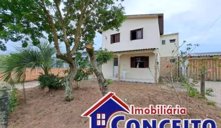 C461 - Ótima residência em excelente localização no Balneário Nordeste