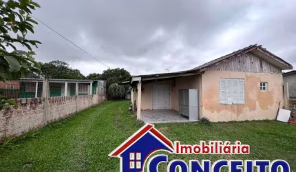 C572 - Residência com 3 dormitórios localizada no balneário Mariluz