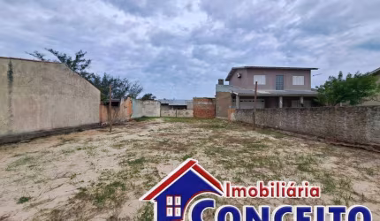 T252 - Excelente terreno em ótima localização a 100 metros do mar