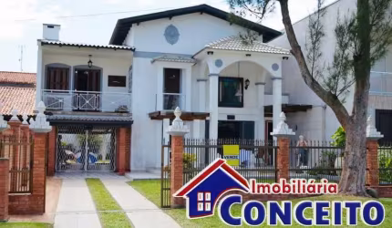 C1045 - Excelente residência com 5 dormitórios no Centro de Imbé/RS
