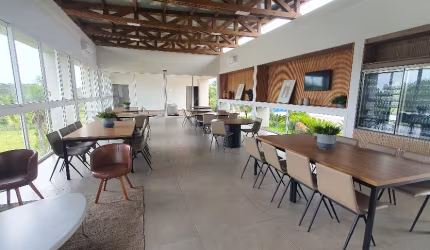 Lindo Terreno em Condomínio fechado - Criciúma