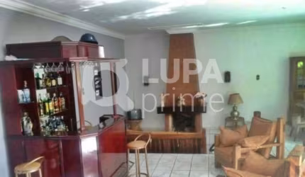 CASA TÉRREA COM 4 QUARTOS PARA VENDA, VILA SANTISTA, ATIBAIA