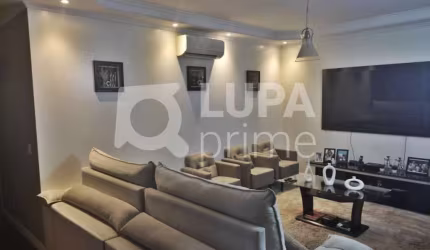 SOBRADO COM 3 QUARTOS E 5 VAGAS DE GARAGEM PARA VENDA, VILA MARIA ALTA, SÃO PAULO