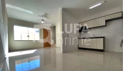 SOBRADO COM 3 QUARTOS E 2 VAGAS PARA VENDA, TUCURUVI, SÃO PAULO