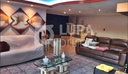 CASA TÉRREA COM 4 QUARTOS PARA VENDA, VILA MARIA BAIXA, SÃO PAULO