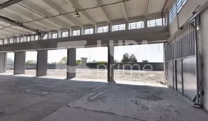 PRÉDIO COMERCIAL COM 3.700M² PARA LOCAÇÃO, JAGUARÉ, SÃO PAULO