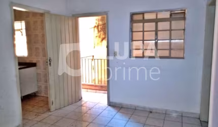 CASA TÉRREA COM 2 QUARTOS PARA LOCAÇÃO, VILA MARIA ALTA, SÃO PAULO