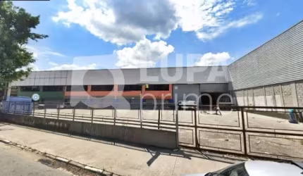 GALPÃO COMERCIAL COM 3.336M² PARA LOCAÇÃO, JARDIM TRIÂNGULO, TABOÃO DA SERRA