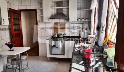 SOBRADO COM 3 QUARTOS (SUÍTES) 4 VAGAS VILA CONSTANÇA,