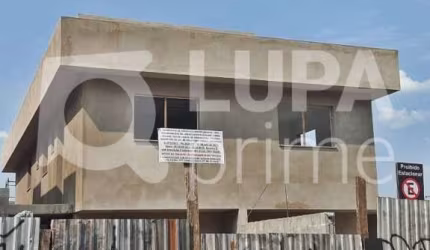 SOBRADO COM 2 QUARTOS E 2 VAGAS DE GARAGEM PARA VENDA, JARDIM DOURADO, GUARULHOS