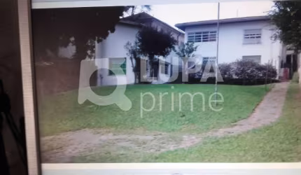 Terreno à venda no Tremembé!
