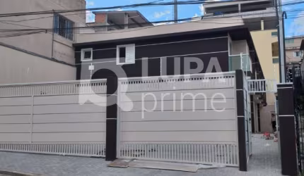 CASA COM 2 DORMITÓRIOS EM CONDOMÍNIO FECHADO - BAIRRO DO LIMÃO