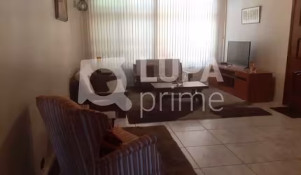 Sobrado com 3 dormitórios à venda em Santana!