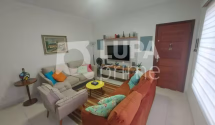 Sobrado com 2 quartos á venda na Vila Mariza Mazzei