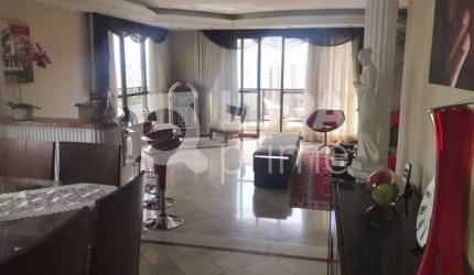 Amplo apartamento à venda de alto padrão no alto de Santana!