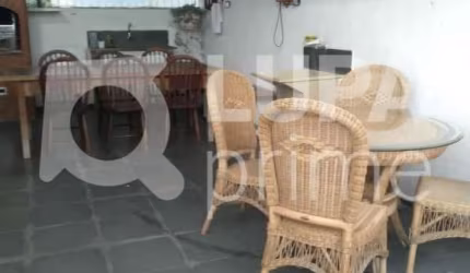 Sobrado com 4 dormitórios sendo 1 suítes á venda Vila Romero