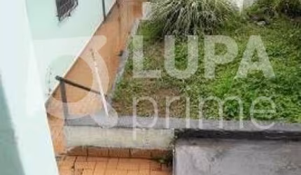 Casa Térrea com 2 dormitórios á venda em Santana