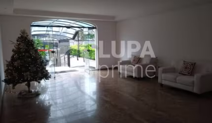 Apartamento com 3 dormitórios sendo 1 suíte á venda no  Tatuapé