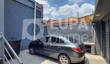 Prédio Residencial - Vila Aurora - 949 metros quadrados.