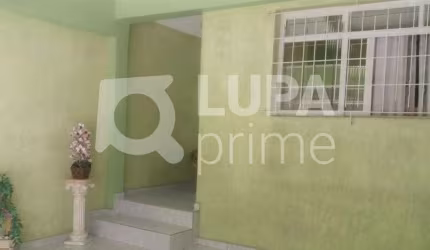 Sobrado com 3 dormitórios (1 suíte) á Venda - Parque Casa da Pedra !