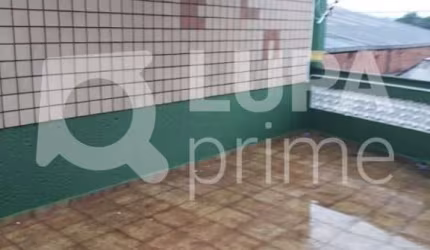 Galpão comercial com 450m² à venda no Jaçanã