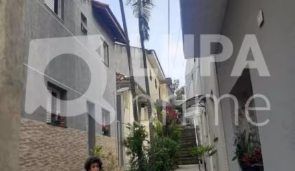 Casa térrea com 2 dormitórios à venda no Santa Terezinha!