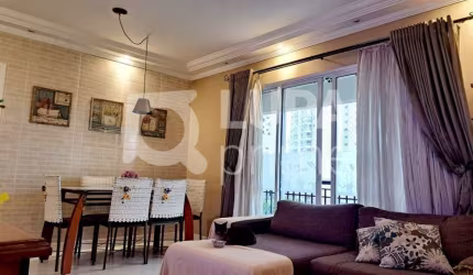 Apartamento com 3 dormitórios sendo 1 suíte á venda em Santana