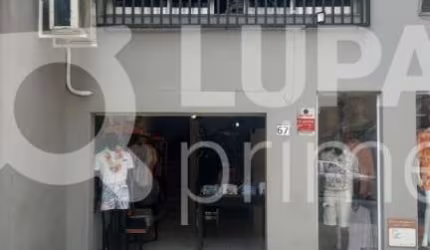 Salão comercial com 90 metros para locação na Vila Paulicéia