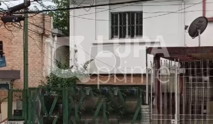 Sobrado com 2 dormitórios à venda em Santana!