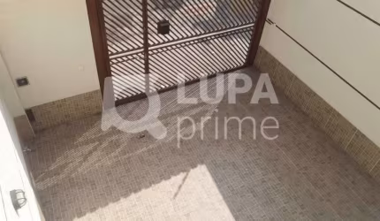 Sobrado com 3 dormitórios á venda  em Parque Edu Chaves