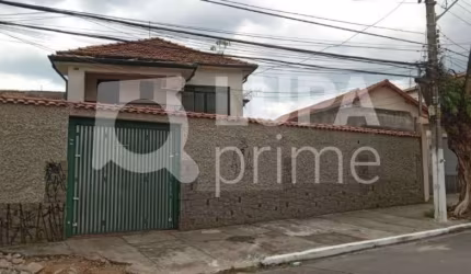 CASA TÉRREA 3 DORMITÓRIOS Á VENDA- ÁGUA FRIA