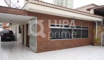 CASA TÉRREA COM 3 DORMITÓRIOS 7 VAGAS DE GARAGEM - NO TUCURUVI