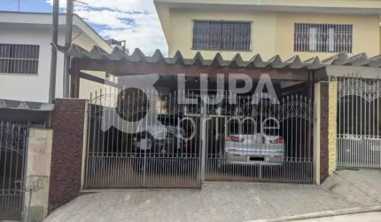 Sobrado com 3 dormitórios sendo 1 suíte á venda na Parada Inglesa