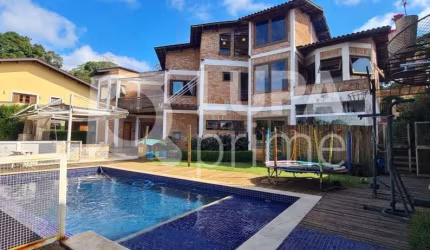 Casa com 5 dormitórios à venda no Alpes da Cantareira!