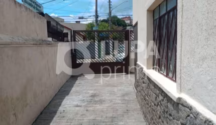 Prédio Comercial com 240 metros para venda na Água Fria