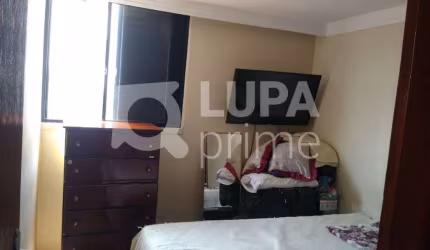 Apartamento com 3 dormitórios á venda na Cidade Antônio Estevão de Carvalho