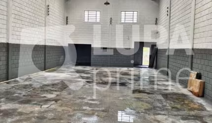 Galpão com 500m² para locação em Terra Preta - Mairiporã