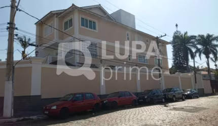 Sobrado com 4 dormitórios sendo 4 suítes para Locação no Horto