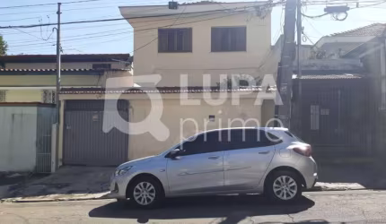 Sobrado com 3 dormitórios para locação na Água Fria