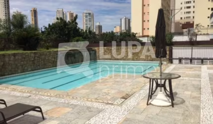 Apartamento com 3 dormitórios sendo 1 suíte á venda em Santana