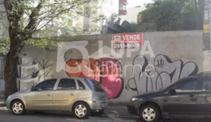 Terreno com 500m² de área construída á venda na Vila Guilherme