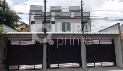Sobrado com 3 dormitórios, 2 vagas á venda na Santa Terezinha